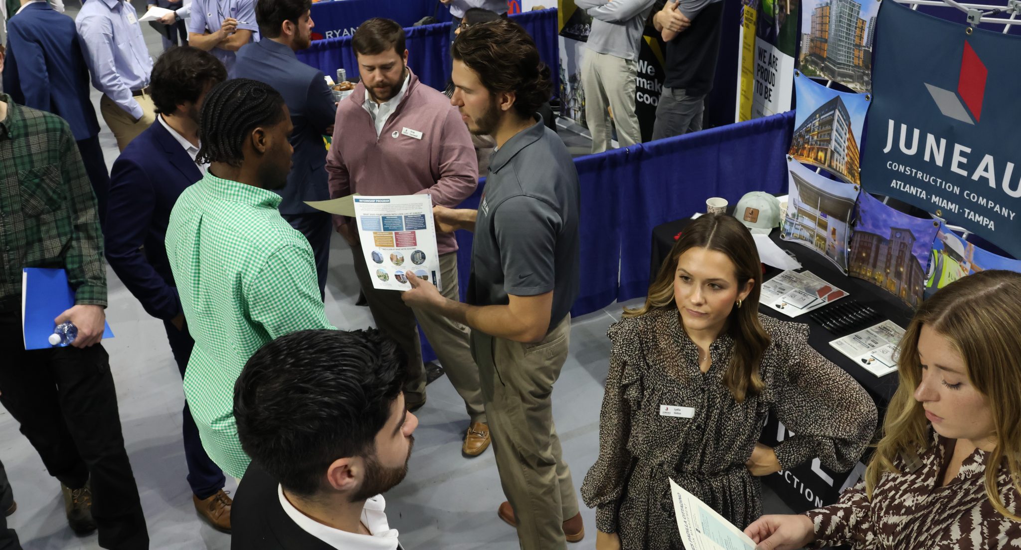 Rinker Spring Career Fair Sees 100+ Companies Recruiting UF Students